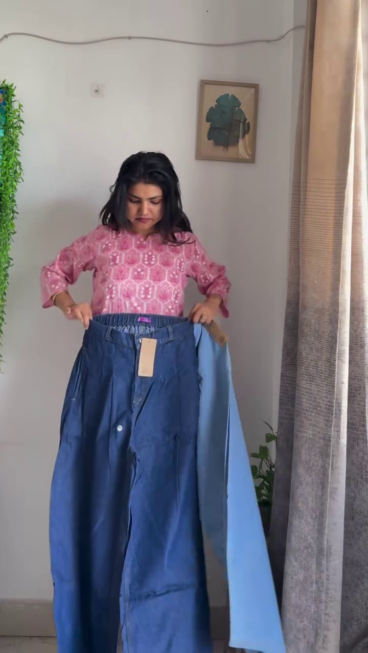 💙 Trendy Ruffle Co-Ord Set for Women | Stylish Sleeveless Top with Wide Leg Pants 💙