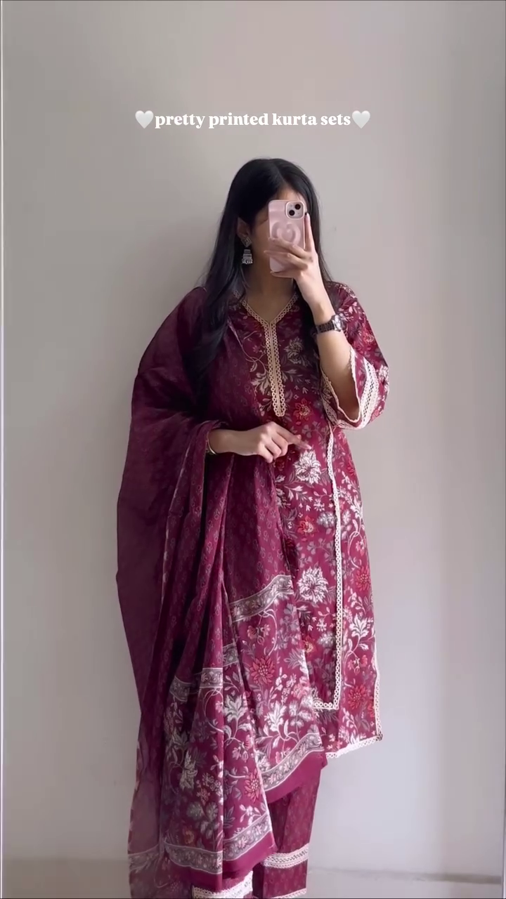 💙 Women’s Elegant Blue Printed Kurta Set 💙
